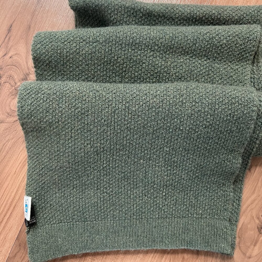 PORTOLANO Cashmere Scarf - Neutral Green - EUC